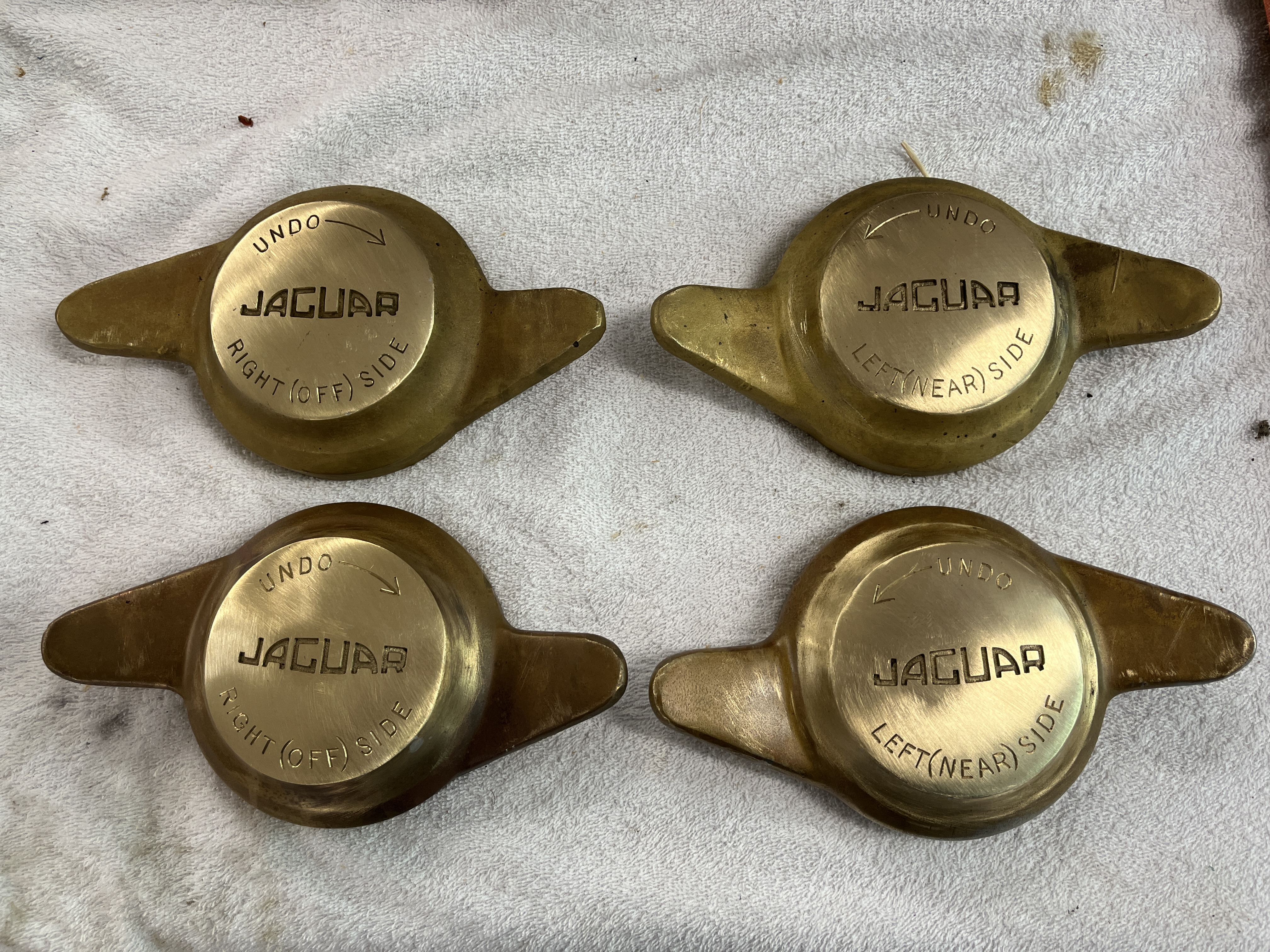 thumbnail image 2 of 2 Bar/Ear Cut Sharkfin Spinner Cap – Chrome, For Lowriders (Single, British Wire Wheel) 2 of 5